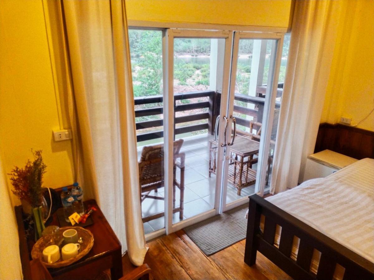 Riverview Bungalows&GH Muang Ngoi Exterior foto