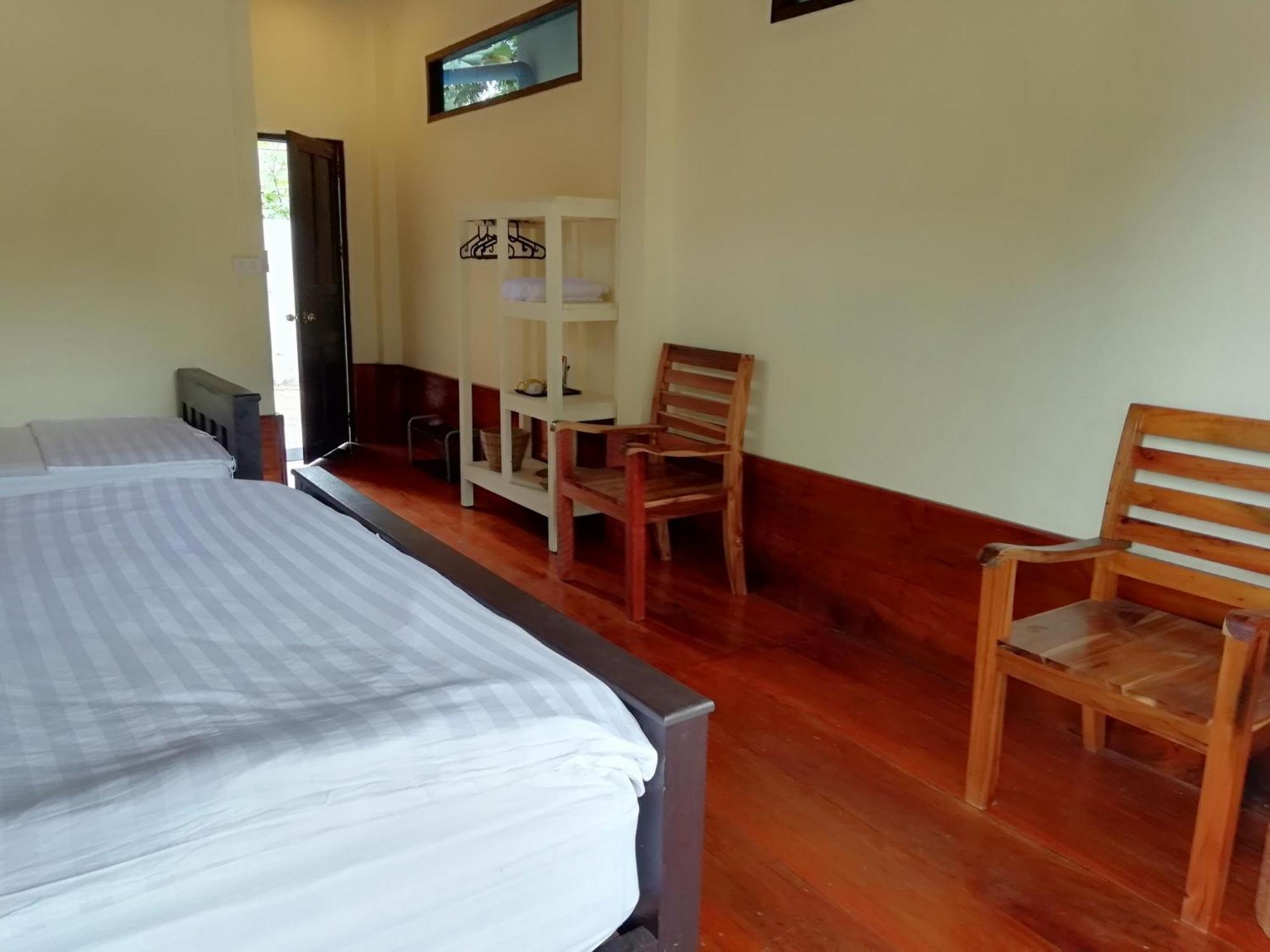 Riverview Bungalows&GH Muang Ngoi Exterior foto