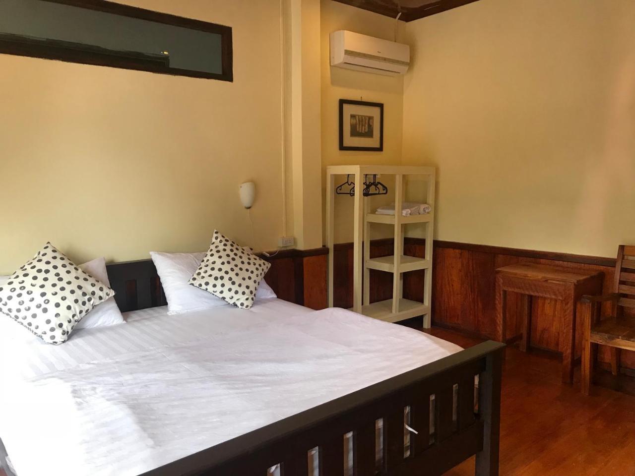 Riverview Bungalows&GH Muang Ngoi Exterior foto