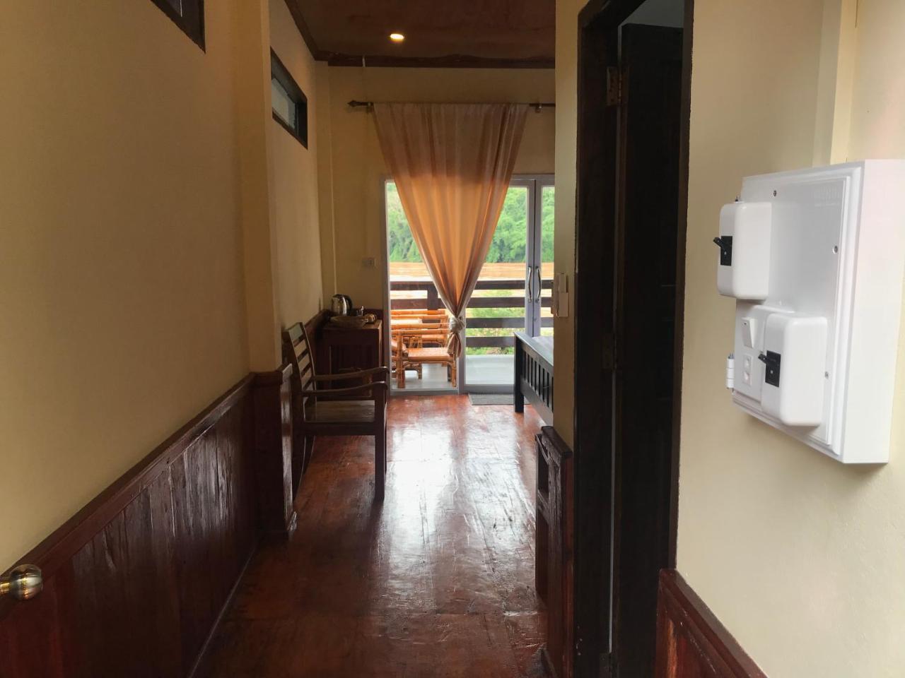 Riverview Bungalows&GH Muang Ngoi Exterior foto